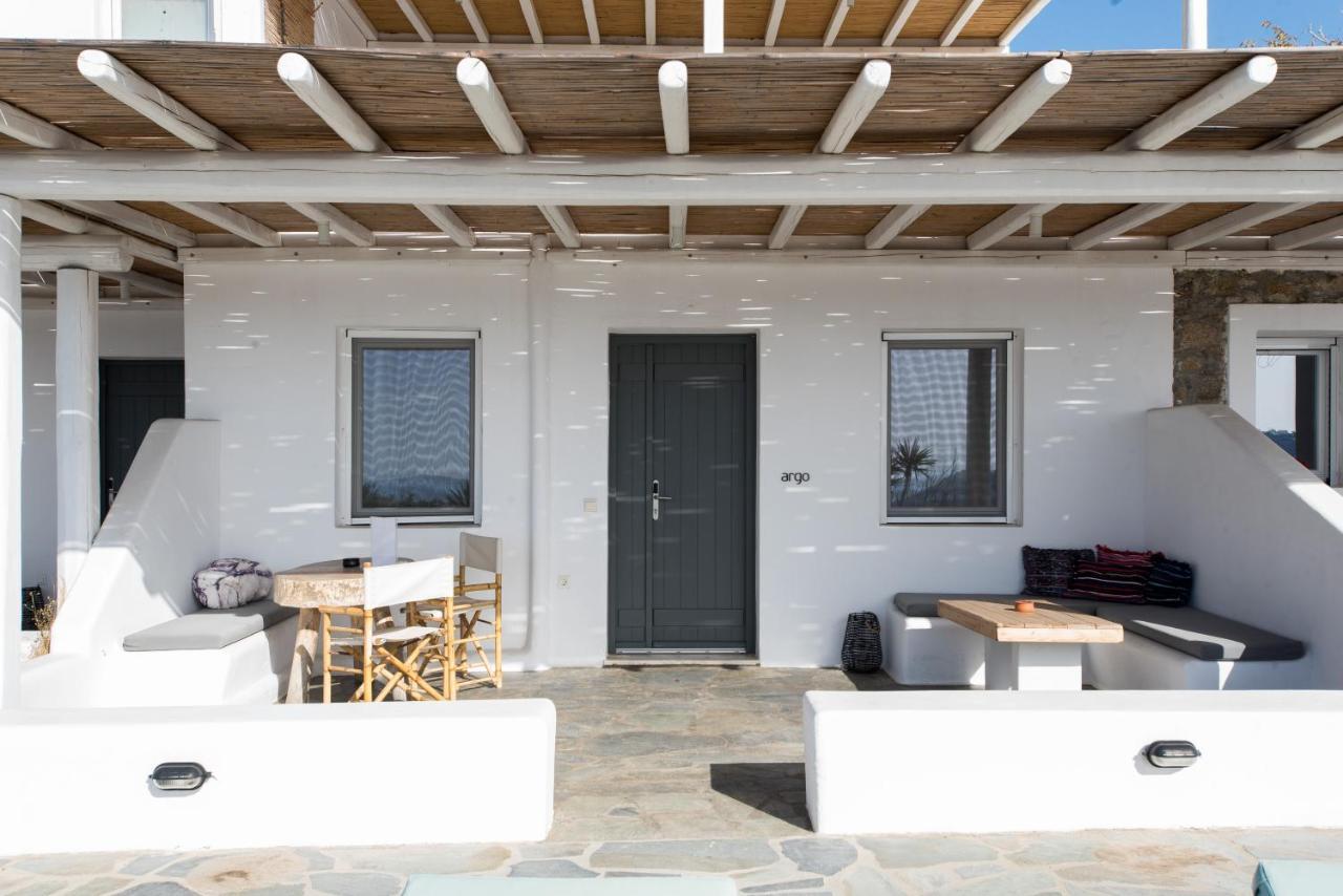 Bellou Suites Mykonos Town Exterior photo